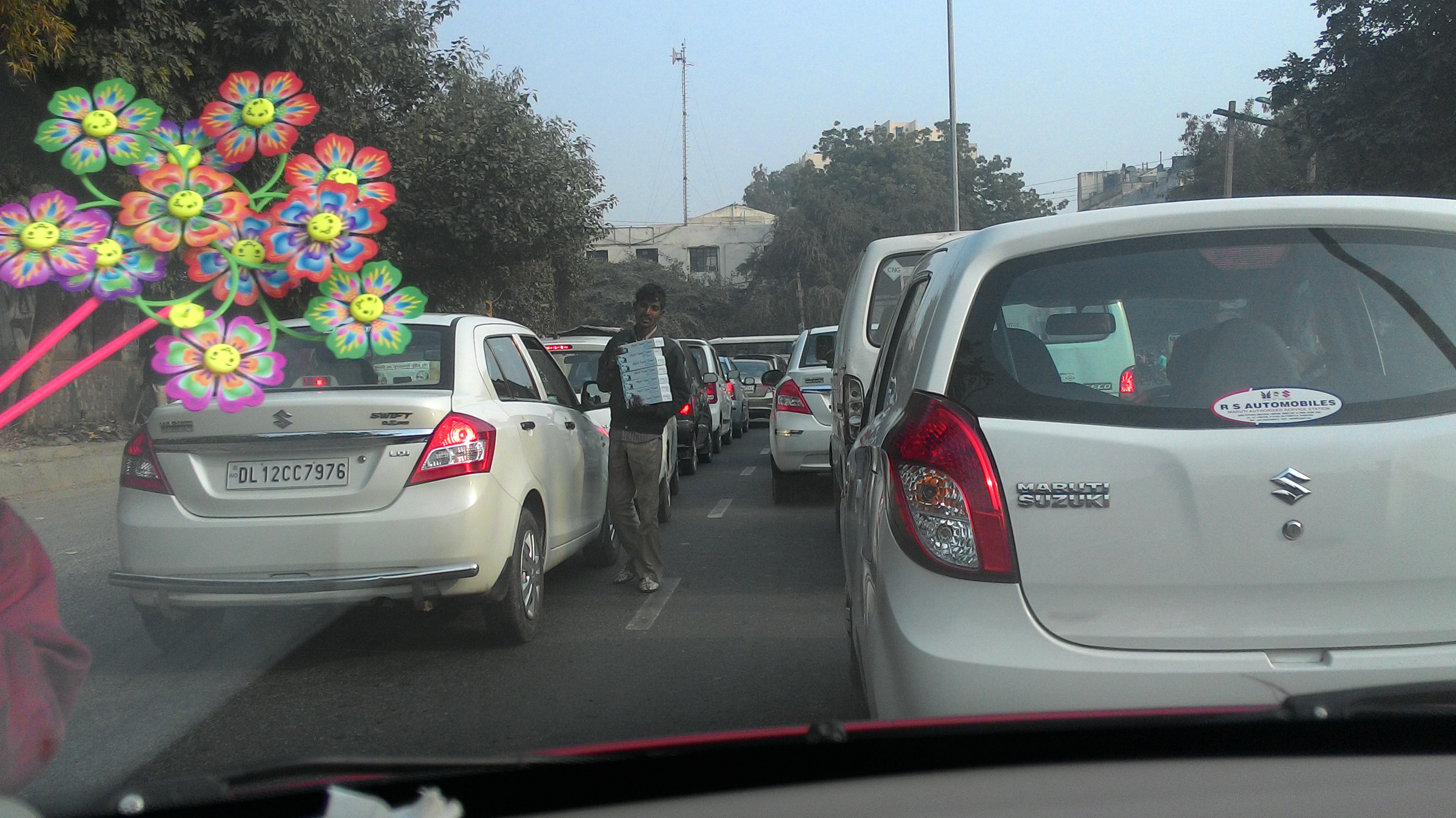 How easy it is to commute in Delhi?