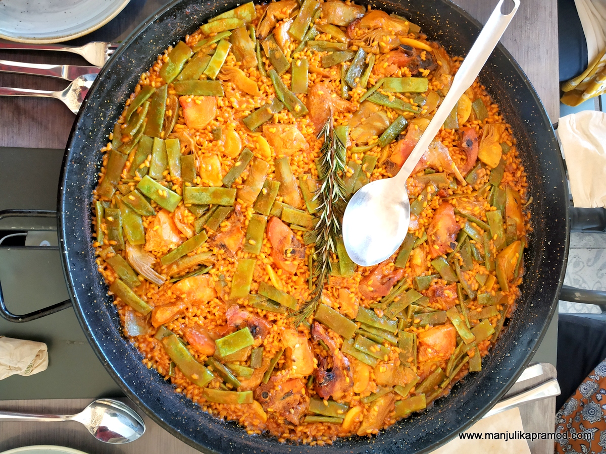 Valencian Paella & Sangria