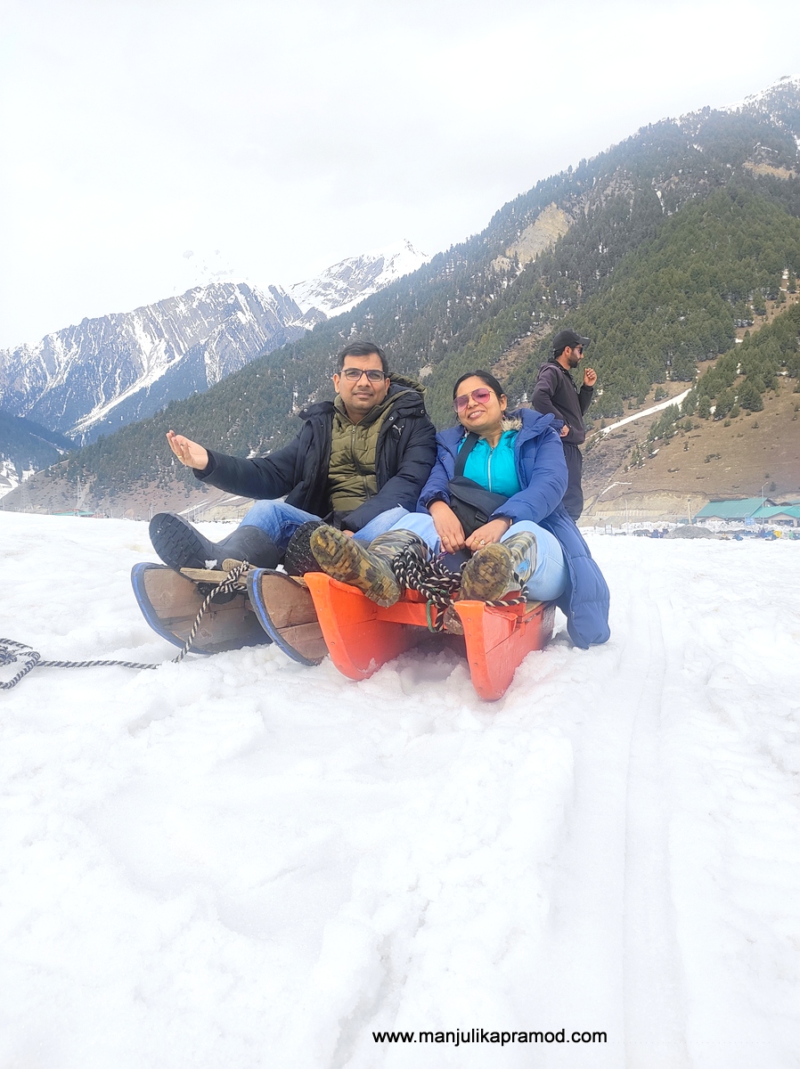 You must see Thajiwas Glacier in Sonamarg