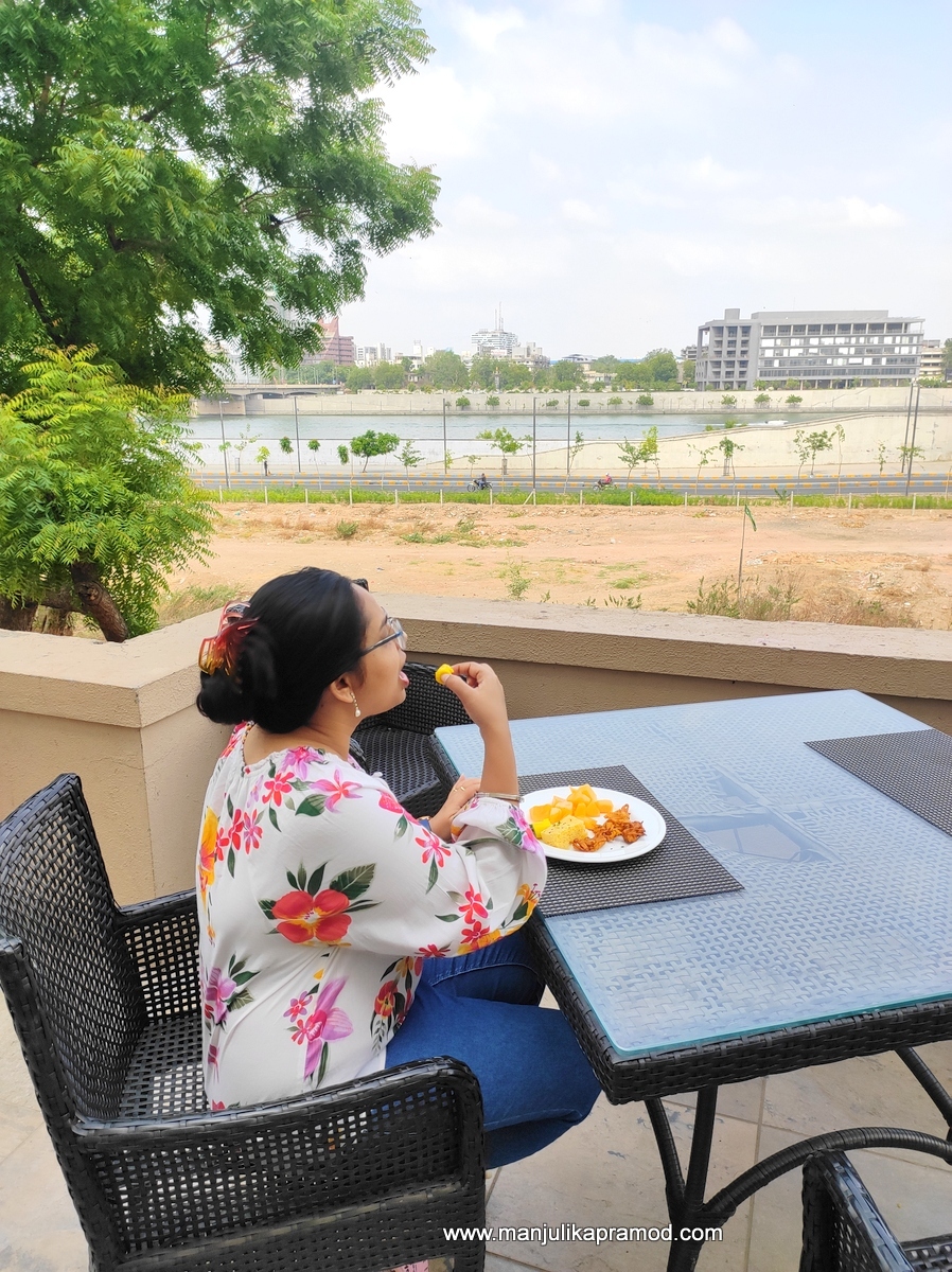 Lemon Tree Premier-The Atrium, Ahmedabad is cozy and inviting